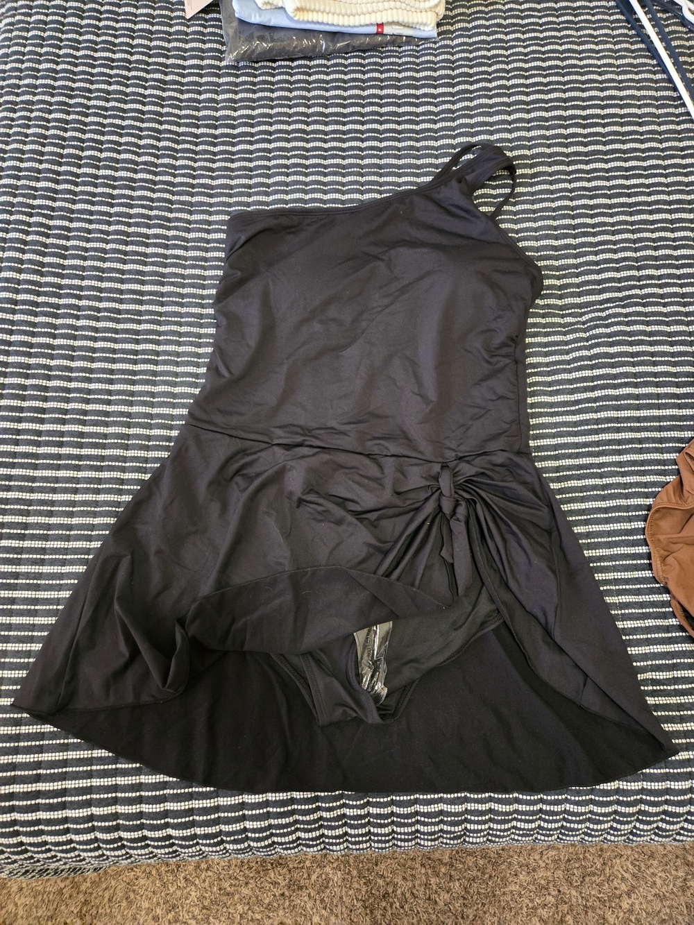 One-Shoulder Black Swimdress with Side Tie